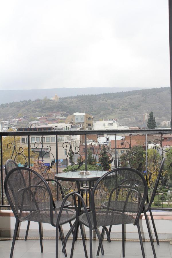 Hotel Plaza Tbilisi Exterior photo